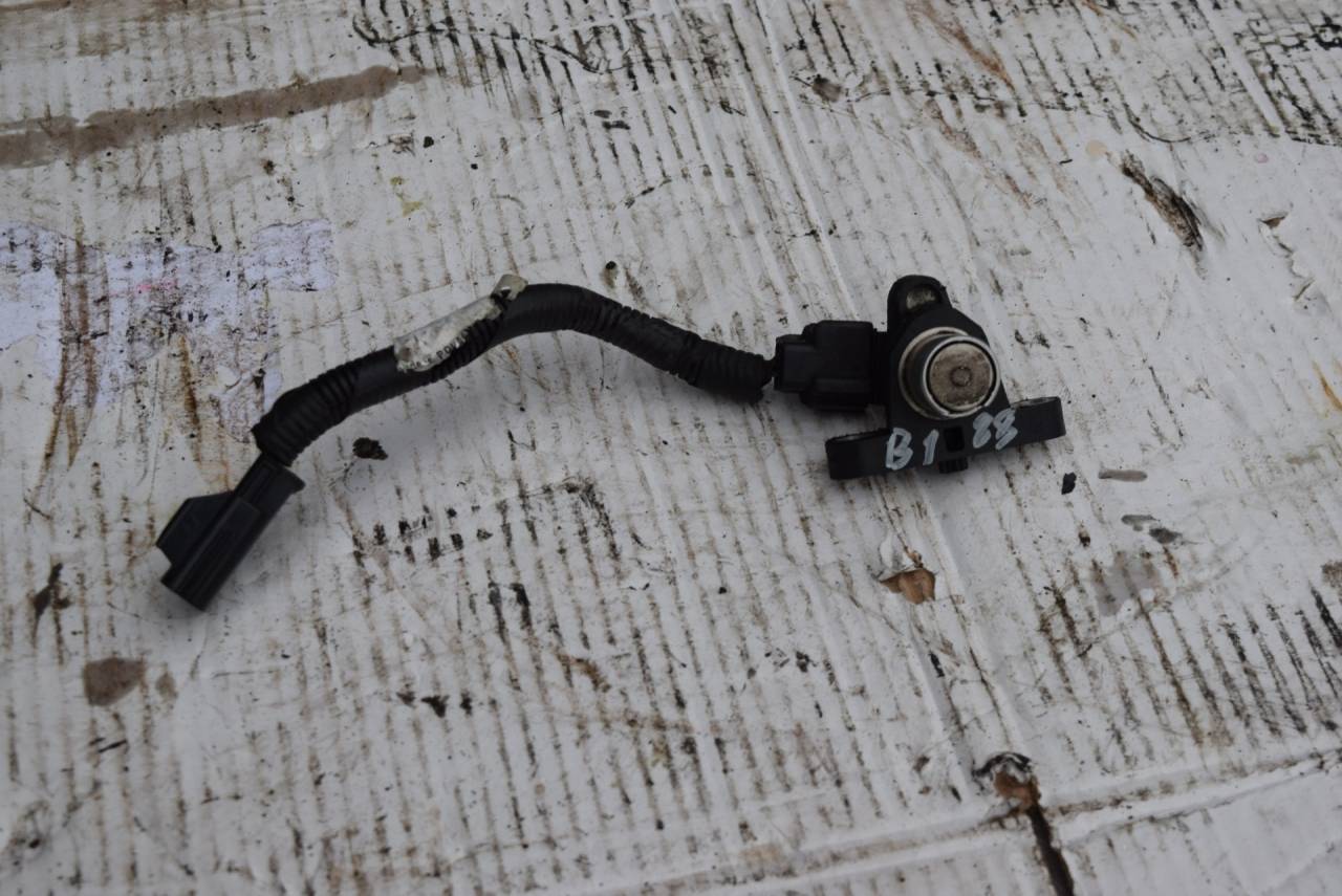 датчик коленвала Volvo XC60 1 поколение 2009, 2.4 л., D5, D 5244 T10, дизель, АКПП, полный подключаемый привод, 30637803, 30713485, 0296001211 - фото №1