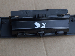 пепельница Audi Q5 8R [рестайлинг] 2013, 2.0 л., TFSI, CNCD, бензин, АКПП, полный подключаемый привод, 8K0857961