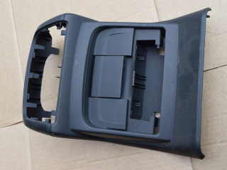 консоль салона Audi Q5 8R [рестайлинг] 2013, 2.0 л., TFSI, CNCD, бензин, АКПП, полный подключаемый привод, 8K0864376