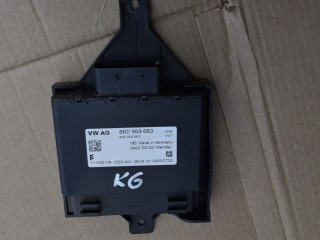 блок комфорта Audi Q5 8R [рестайлинг] 2013, 2.0 л., TFSI, CNCD, бензин, АКПП, полный подключаемый привод, 8K0959663