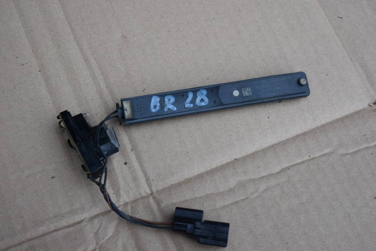 Антенна системы комфортного доступа Volvo XC60 2 поколение 2021, 2.0 л., бензин, АКПП - фото №1