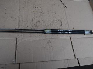 амортизатор капота Volvo V40 1 поколение 1998, 1.8 л., бензин, МКПП, универсал, 30819865