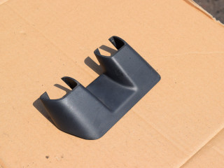 крышка (заглушка) рейлинга Volvo XC70 2 поколение 2002, 2.5 л., Ti, B 5254 T2, бензин, МКПП, универсал, полный подключаемый привод, 9484123