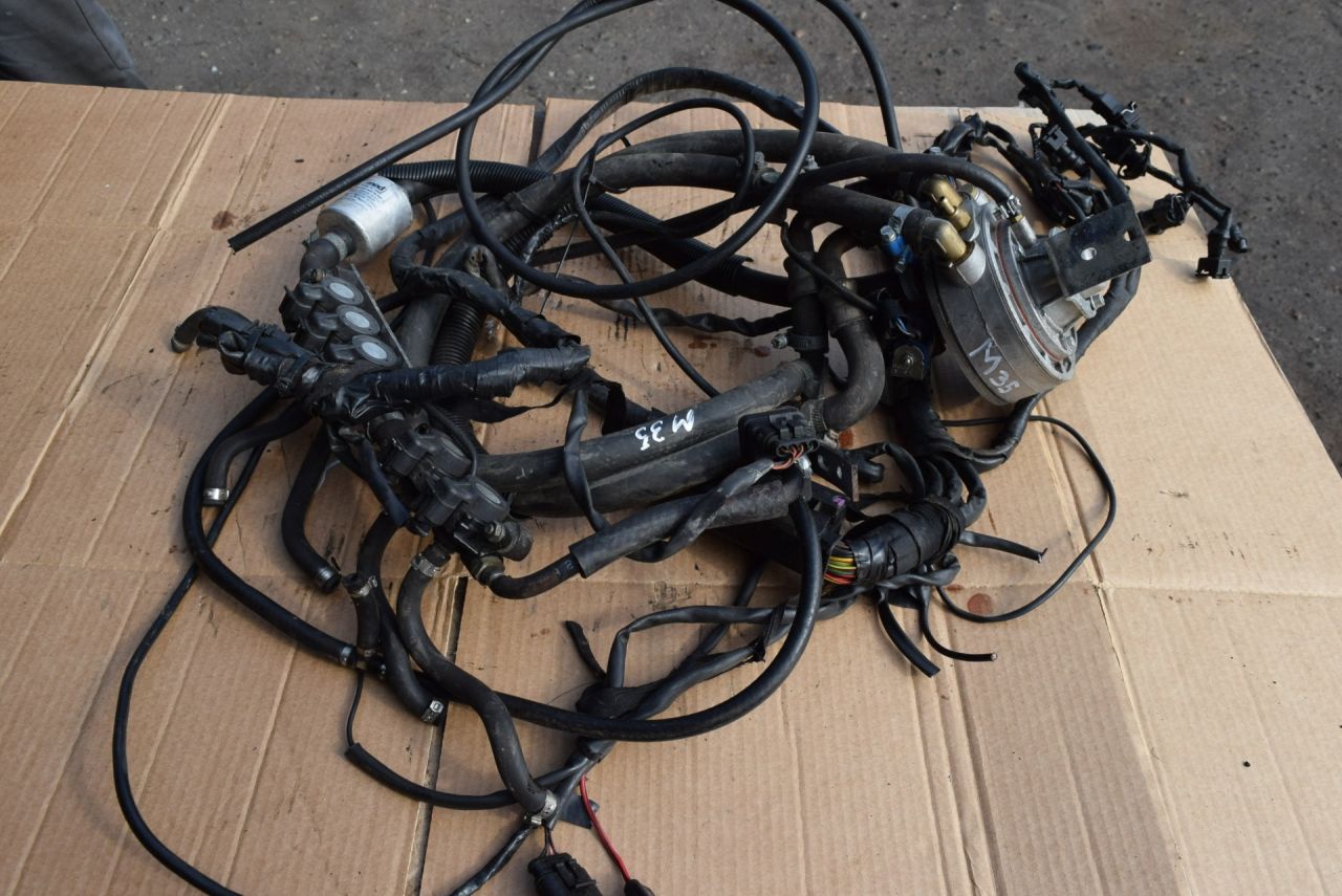 газовое оборудование Volvo XC70 1 поколение 1999, 2.4 л., Ti, B 5244 T, бензин, АКПП, универсал, полный подключаемый привод, 67R010218, 67R010290, 67R010216, 67R010278 - фото №1