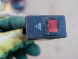 кнопка аварийной сигнализации Audi A8 D2/4D [рестайлинг] 2001, 2.5 л., дизель, АКПП, 4D0941509