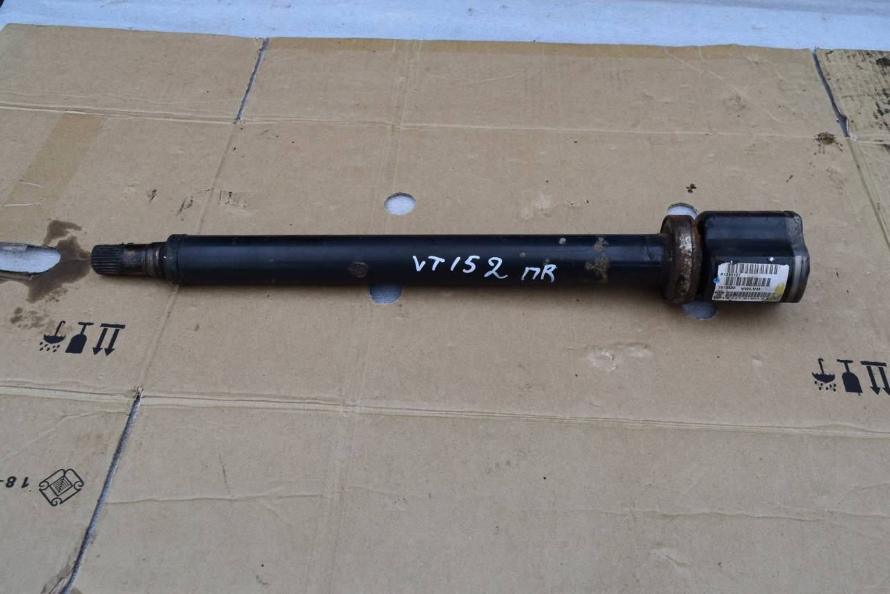 полуось передняя правая (приводной вал, ШРУС) Volvo V70 2 поколение 2003, 2.4 л., D5, D 5244 T, дизель, АКПП, седан, передний привод, P1385127, 1385127 - фото №1