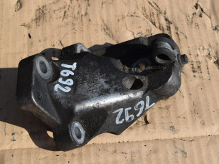 кронштейн двигателя Volvo XC70 2 поколение 2004, 2.4 л., D5, D 5244 T, дизель, МКПП, универсал, полный подключаемый привод, 307415673, 30741567