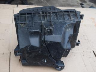 корпус воздушного фильтра Volvo V70 2 поколение 2003, 2.4 л., Ti, B 5244 T3, бензин, МКПП, универсал, передний привод, 8649673