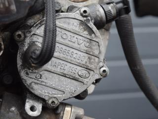 насос вакуумный Volvo V70 2 поколение 2003, 2.4 л., D5, D 5244 T, дизель, АКПП, седан, передний привод, 08658230