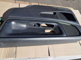 обшивка двери передняя правая Volvo XC70 1 поколение 1999, 2.4 л., Ti, B 5244 T, бензин, АКПП, универсал, полный подключаемый привод