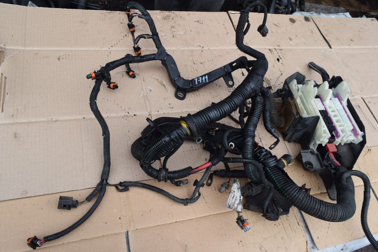 проводка двигателя Volvo XC90 1 поколение 2003, 2.4 л., D5, D 5244 T, дизель, АКПП, полный подключаемый привод - фото №1