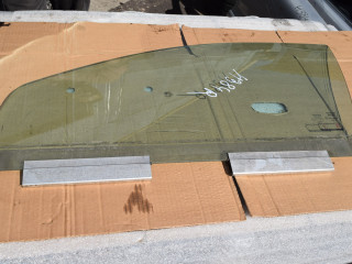 стекло двери передней левой Volvo XC70 2 поколение 2002, 2.5 л., Ti, B 5254 T2, бензин, МКПП, универсал, полный подключаемый привод