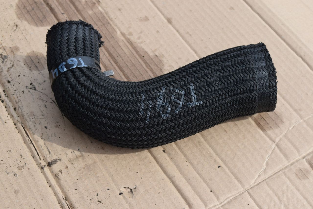 патрубок интеркулера Hyundai Tucson 1 поколение 2004, 2.0 л., дизель, МКПП - фото №1