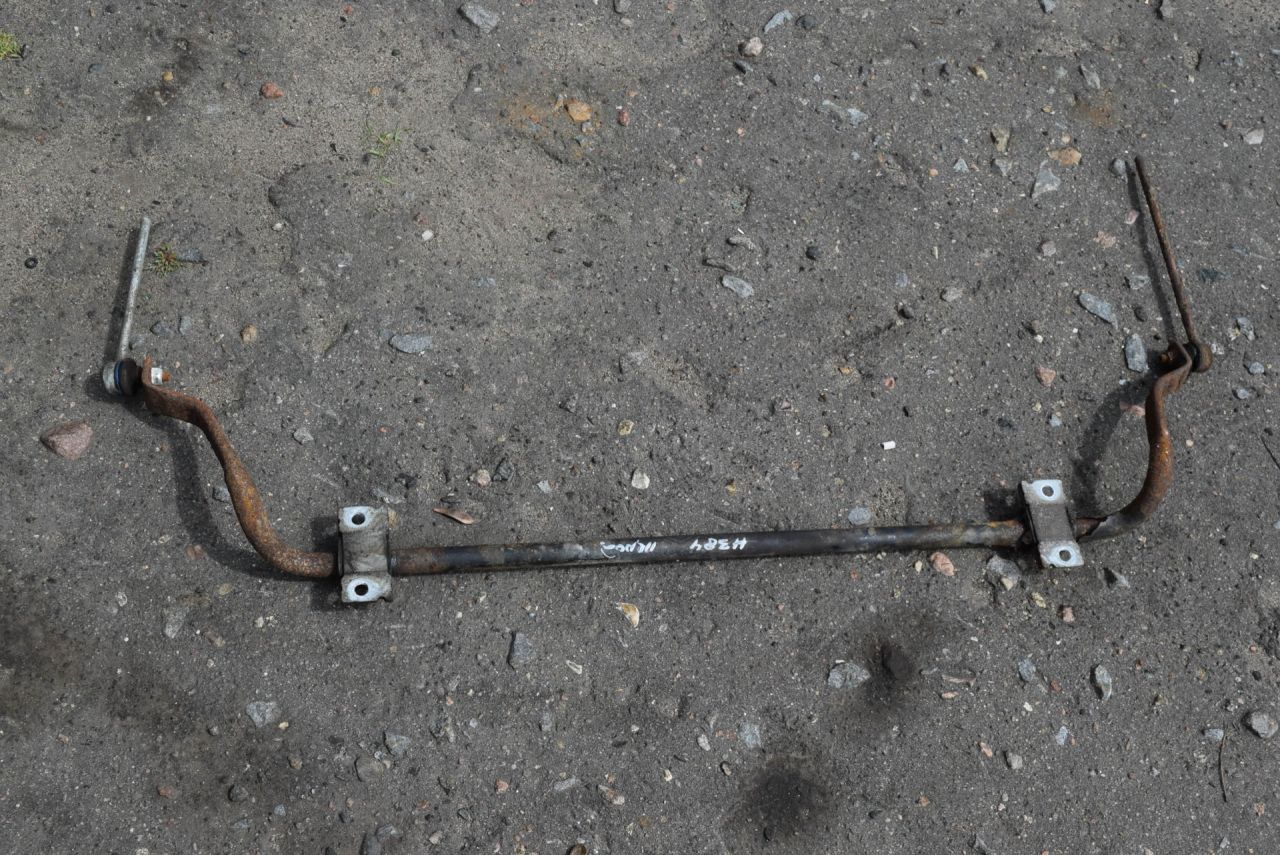 стабилизатор подвески передний Volvo XC70 2 поколение 2002, 2.5 л., Ti, B 5254 T2, бензин, МКПП, универсал, полный подключаемый привод - фото №1