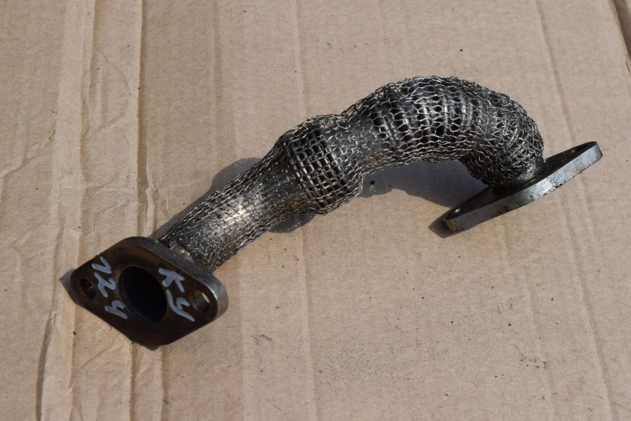 трубка системы рециркуляции EGR Volkswagen Passat B5 1998, 1.9 л., AFN, дизель, МКПП, 028131521P - фото №1