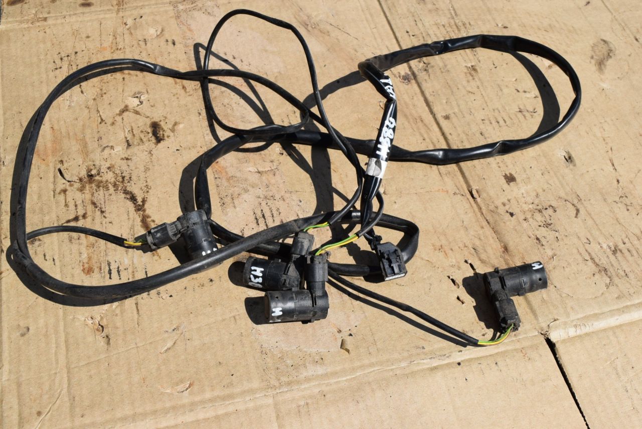 проводка датчиков парковки Volvo XC70 2 поколение 2002, 2.5 л., Ti, B 5254 T2, бензин, МКПП, универсал, полный подключаемый привод - фото №1