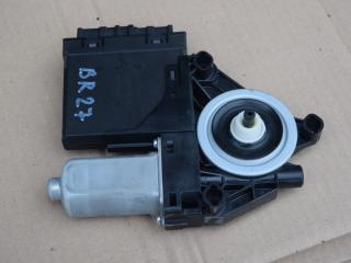 моторчик стеклоподъемника передний левый Volvo XC60 2 поколение 2021, 2.0 л., бензин, АКПП, 31674758