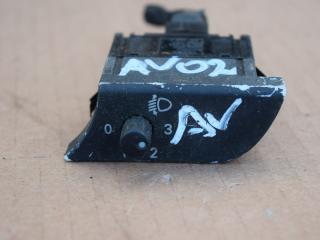 кнопка корректора фар Audi A4 B6 2003, 2.5 л., дизель, МКПП, универсал, полный привод, 8E1919094