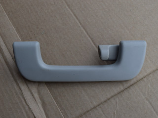 ручка внутренняя потолочная Audi Q5 8R [рестайлинг] 2013, 2.0 л., TFSI, CNCD, бензин, АКПП, полный подключаемый привод, 8R0857608D