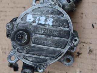 насос вакуумный Volvo XC60 1 поколение 2009, 2.4 л., D5, D 5244 T10, дизель, АКПП, полный подключаемый привод, 31219463