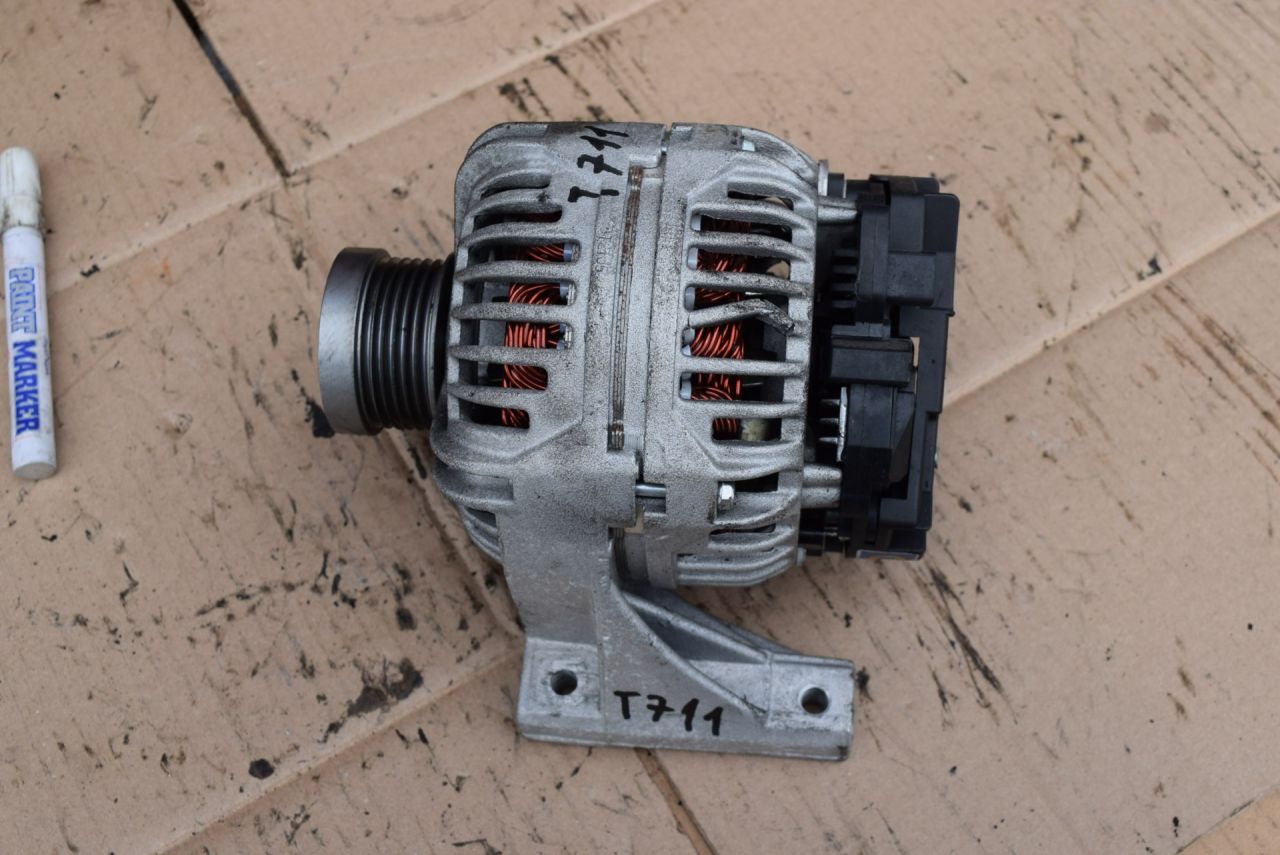 генератор Volvo XC90 1 поколение 2003, 2.4 л., D5, D 5244 T, дизель, АКПП, полный подключаемый привод, 8676498 - фото №1