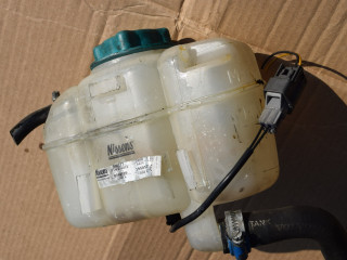 бачок расширительный Volvo XC70 2 поколение 2002, 2.4 л., Ti, B 5244 T3, бензин, АКПП, универсал, полный подключаемый привод, 996177