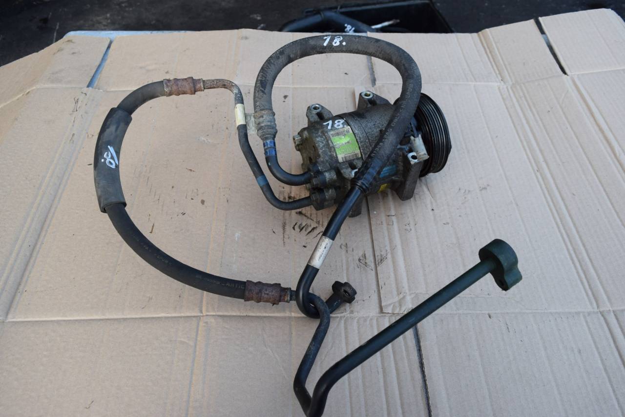 компрессор кондиционера Volvo V70 2 поколение 2003, 2.4 л., Ti, B 5244 T3, бензин, МКПП, универсал, передний привод, 8684287, 08687569, P8684287, 08687574 - фото №1