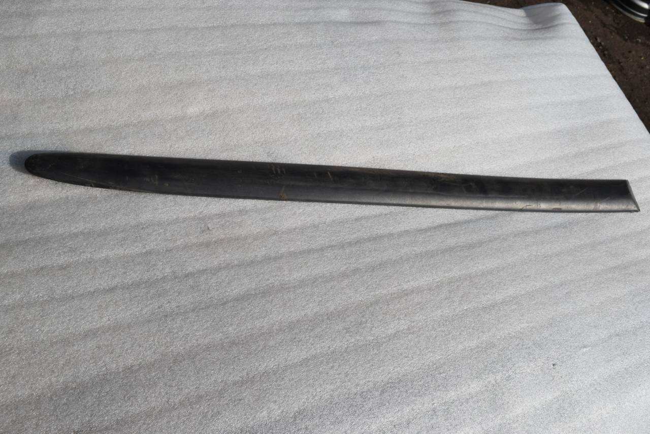 молдинг двери задней левой Ford Galaxy 1 поколение 1998, 1.9 л., дизель, МКПП, 7M0853535F - фото №1