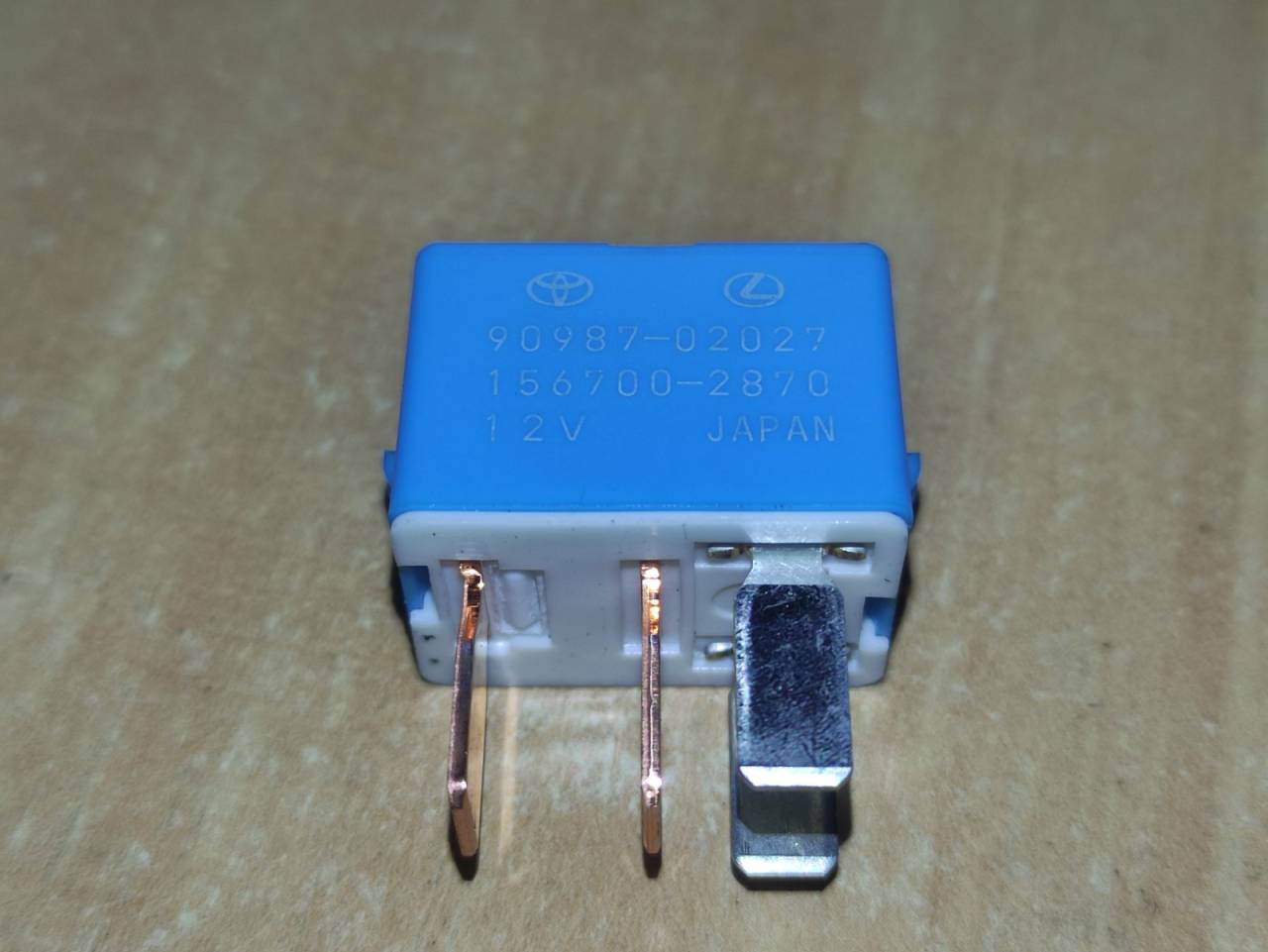 реле (прочие) Toyota RAV4 5 поколение (XA50) 2020, 2.5 л., гибрид, АКПП, 9098702027 - фото №1