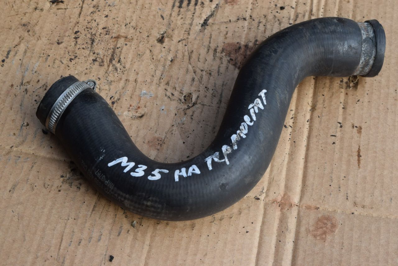 патрубок (трубопровод, шланг) Volvo XC70 1 поколение 1999, 2.4 л., Ti, B 5244 T, бензин, АКПП, универсал, полный подключаемый привод, 1335433 - фото №1