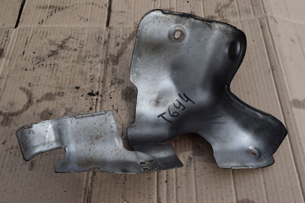 тепловой экран глушителя Hyundai Tucson 1 поколение 2004, 2.0 л., дизель, МКПП - фото №1