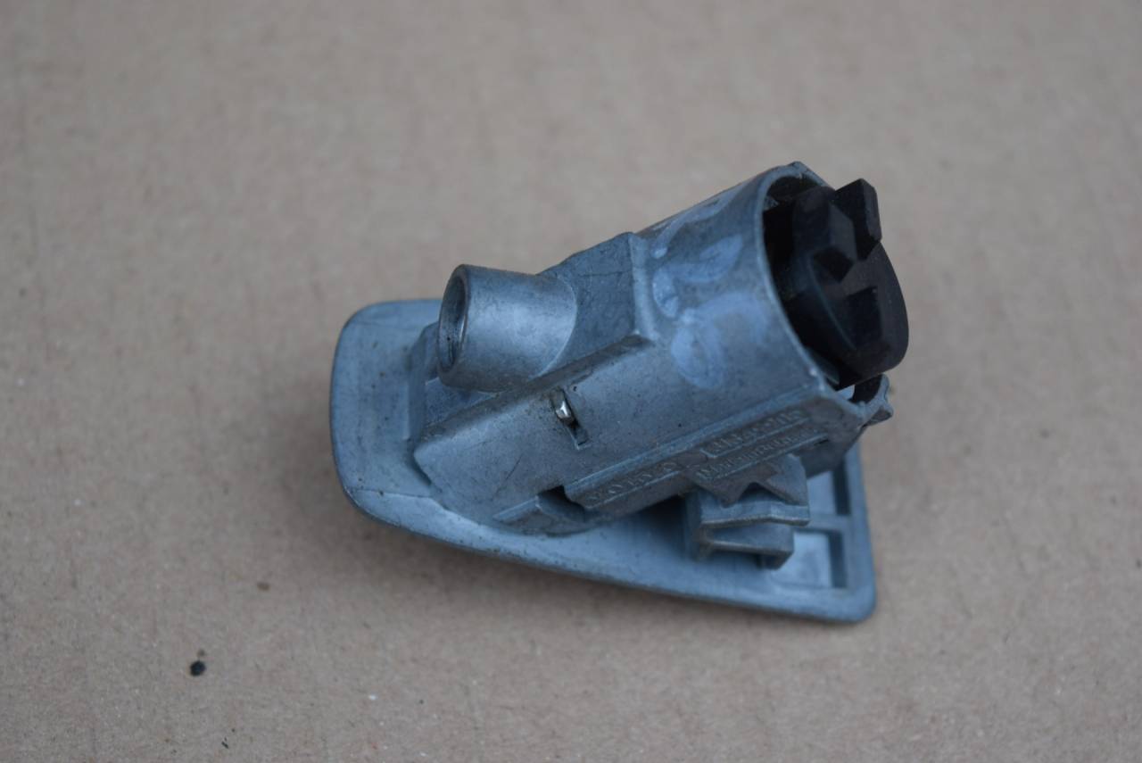 личинка дверного замка Volvo XC60 2 поколение 2021, 2.0 л., бензин, АКПП, 31349905 - фото №1