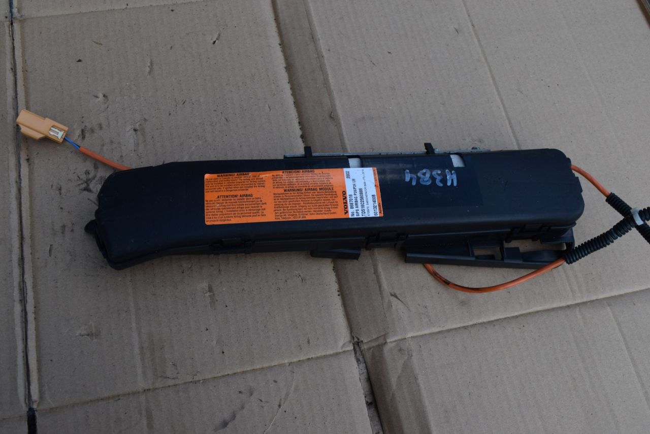 подушка безопасности сиденья Volvo XC70 2 поколение 2002, 2.5 л., Ti, B 5254 T2, бензин, МКПП, универсал, полный подключаемый привод, 8687016 - фото №1