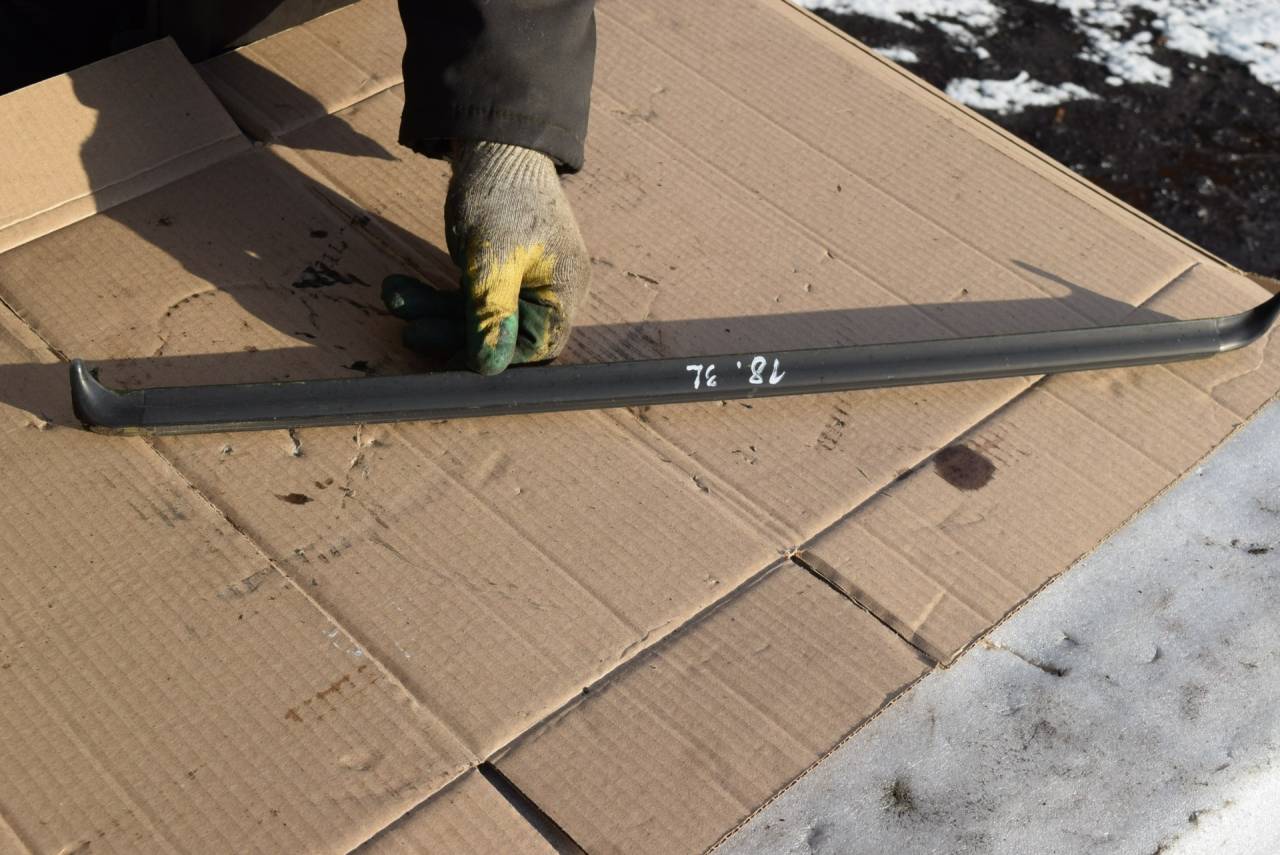 молдинг стекла двери задней левой Volvo V70 2 поколение 2003, 2.4 л., Ti, B 5244 T3, бензин, МКПП, универсал, передний привод - фото №1