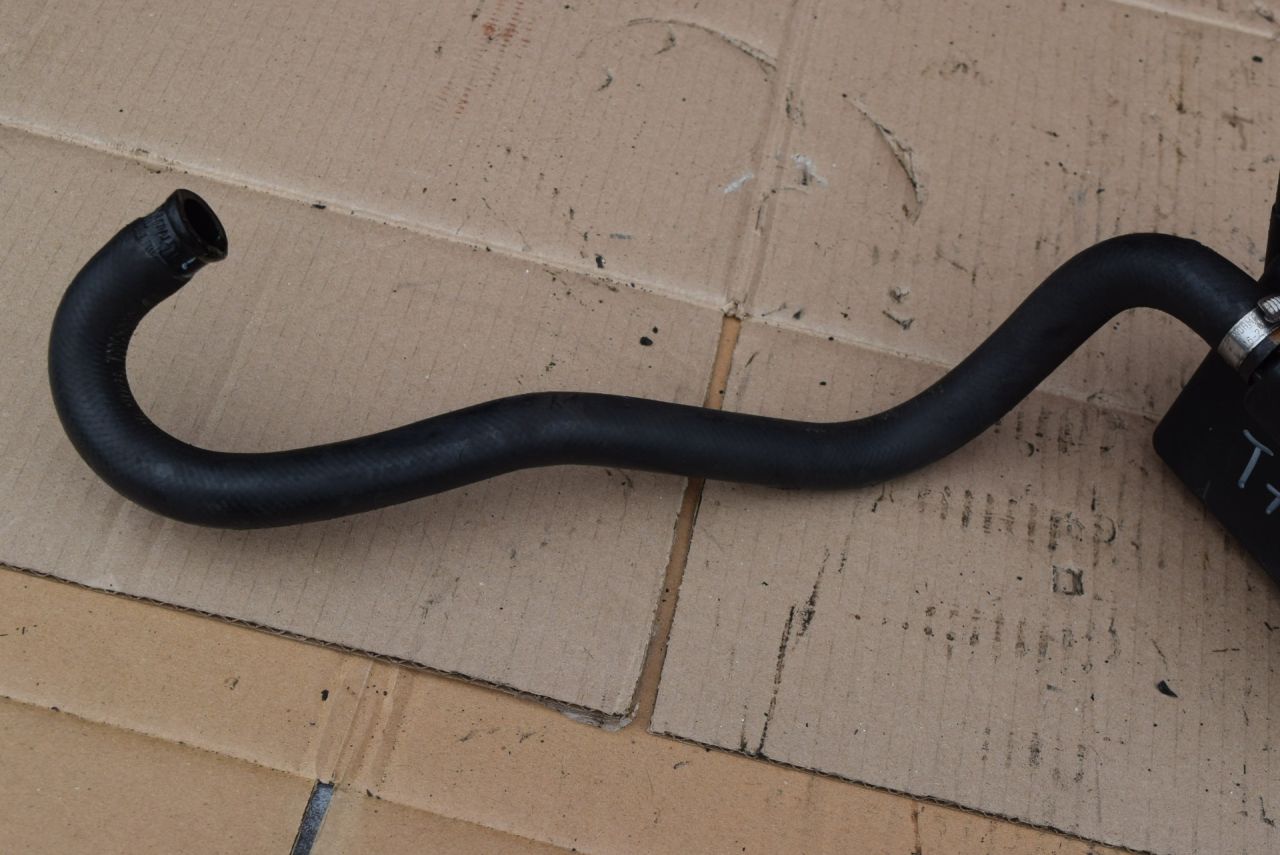 шланг гидроусилителя Volvo XC90 1 поколение 2003, 2.4 л., D5, D 5244 T, дизель, АКПП, полный подключаемый привод, 30645082 - фото №1