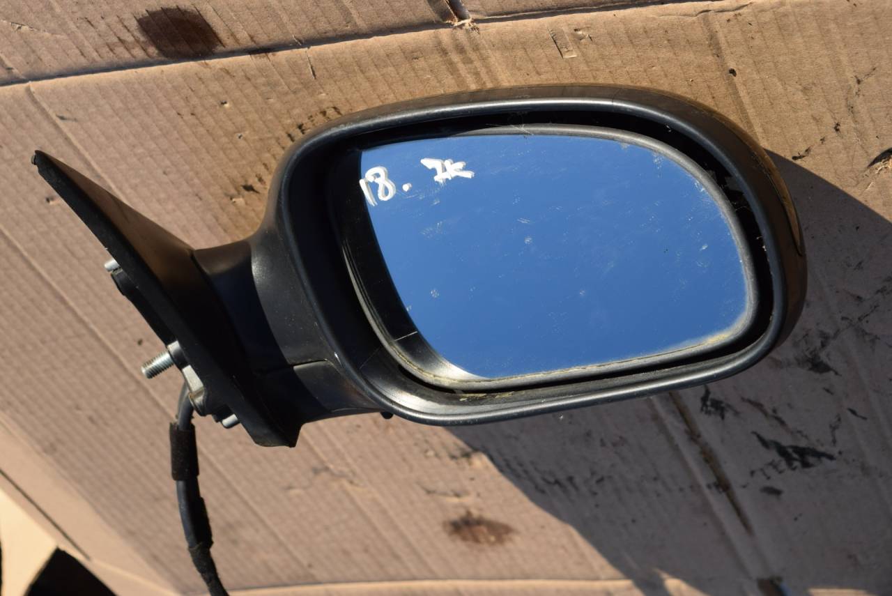 зеркало наружное правое Volvo V70 2 поколение 2003, 2.4 л., Ti, B 5244 T3, бензин, МКПП, универсал, передний привод - фото №1