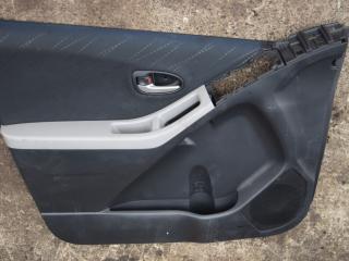 обшивка двери передняя левая Toyota Yaris XP9 2008, 1.4 л., D-4D, 1ND-TV, дизель, МКПП, хетчбэк 5 дв., передний привод
