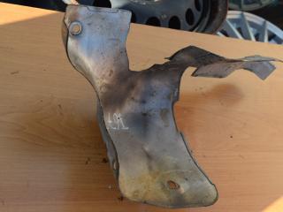 тепловой экран глушителя Hyundai Trajet 1 поколение 2003, 2.0 л., CRDi, дизель, МКПП, передний привод