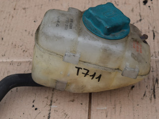 бачок расширительный Volvo XC90 1 поколение 2003, 2.4 л., D5, D 5244 T, дизель, АКПП, полный подключаемый привод, 8683455