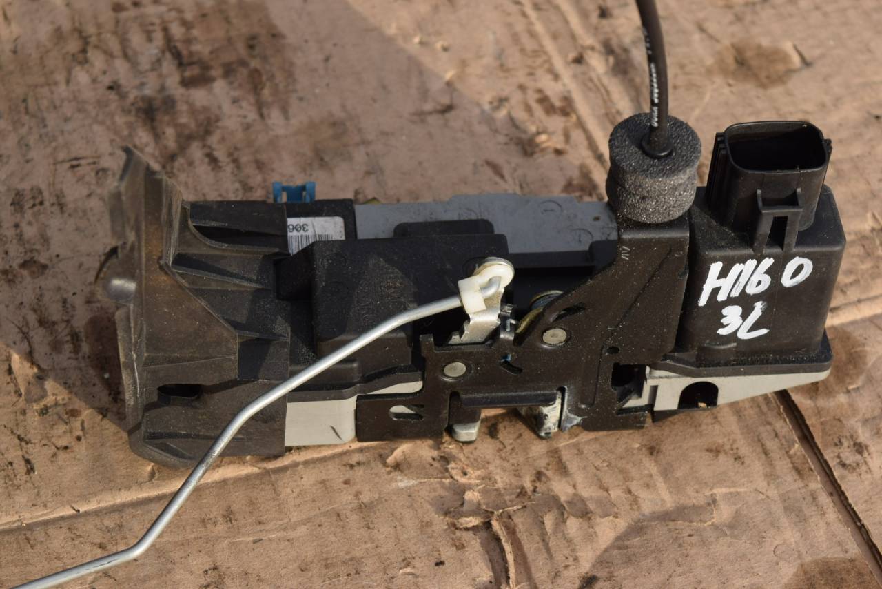 замок двери задней левой Volvo XC90 1 поколение 2005, 2.5 л., Ti, B 5254 T2, бензин, АКПП, полный подключаемый привод, 30699758 - фото №1