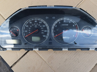 щиток приборов (приборная панель) Volvo XC70 2 поколение 2002, 2.5 л., Ti, B 5254 T2, бензин, МКПП, универсал, полный подключаемый привод, 8673260