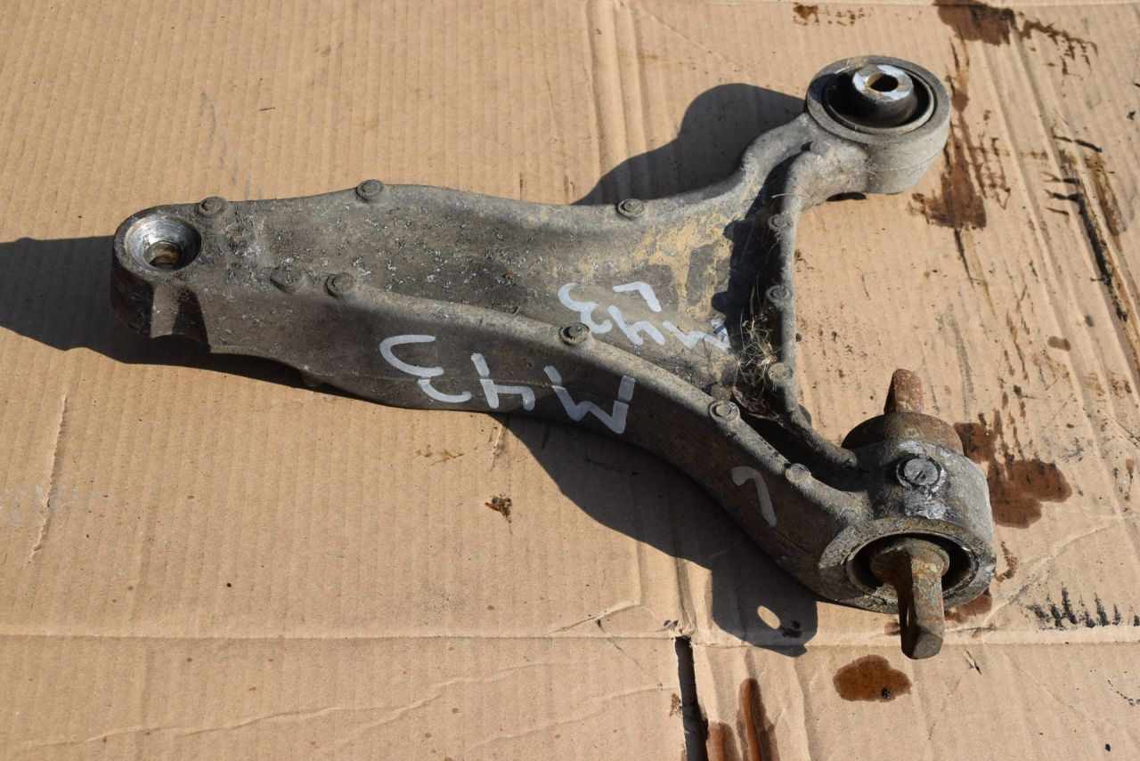 рычаг передний правый Volvo XC70 2 поколение 2002, 2.4 л., Ti, B 5244 T3, бензин, АКПП, универсал, полный подключаемый привод, 08646376 - фото №1