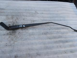 щеткодержатель (поводок стеклоочистителя, дворник) Peugeot 206 1 поколение 1999, 1.4 л., бензин