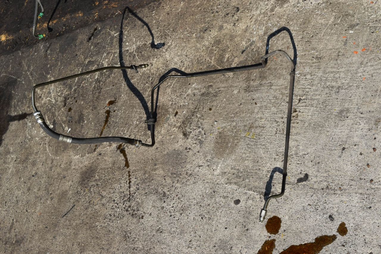 трубка гидроусилителя Volvo XC70 2 поколение 2002, 2.4 л., Ti, B 5244 T3, бензин, АКПП, универсал, полный подключаемый привод, 9492788 - фото №1