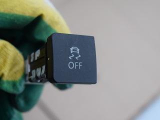 кнопка ASC / ESP Volkswagen Caddy 3 поколение [рестайлинг] 2015, 2.0 л., дизель, 5K0927117