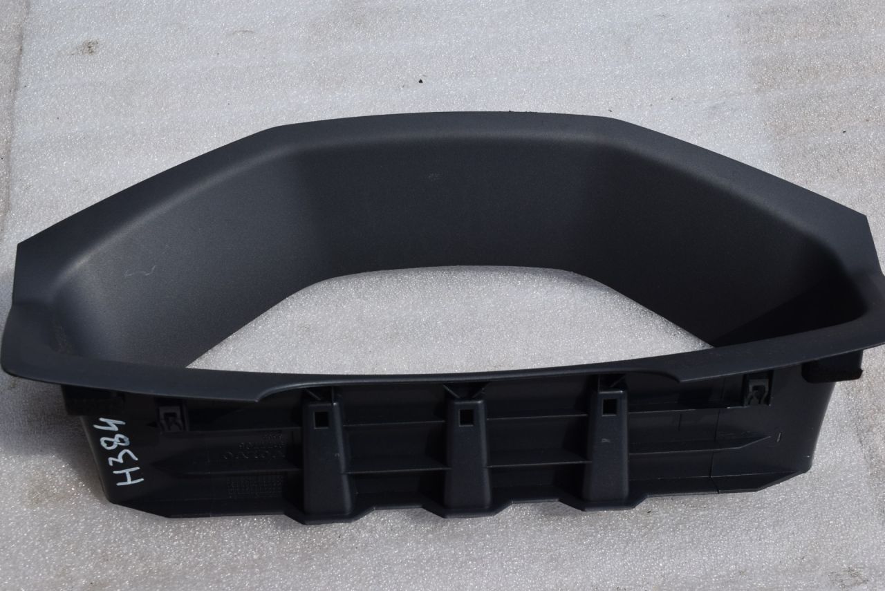 рамка панели приборов Volvo XC70 2 поколение 2002, 2.5 л., Ti, B 5254 T2, бензин, МКПП, универсал, полный подключаемый привод, 9177705 - фото №1