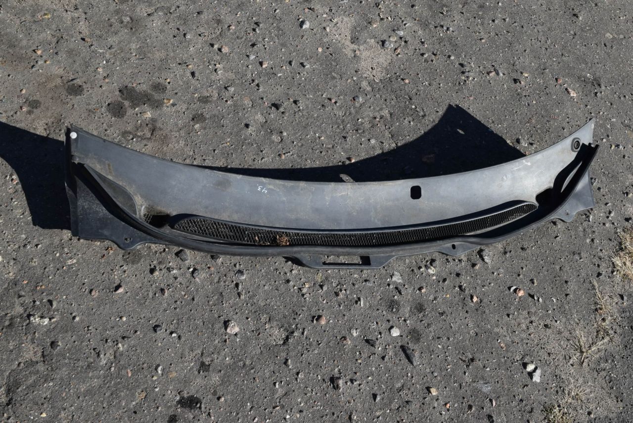 дождевик Volvo XC70 2 поколение 2002, 2.4 л., Ti, B 5244 T3, бензин, АКПП, универсал, полный подключаемый привод, 9190000 - фото №1