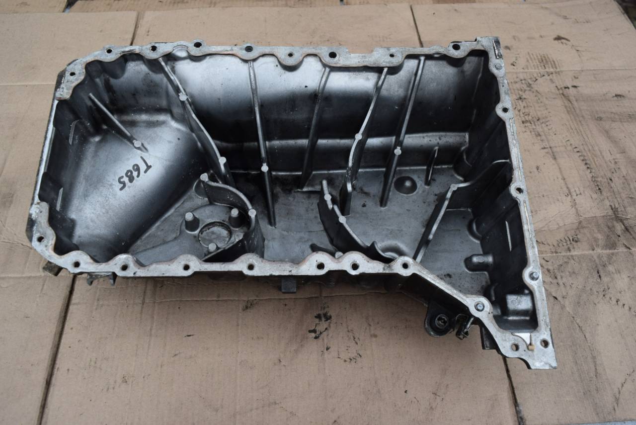 масляный поддон Volkswagen Transporter T5 2008, 2.5 л., TDi PD, AXE, дизель, МКПП, передний привод, 070103603P - фото №1
