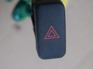 кнопка аварийной сигнализации Mazda 626 GF [рестайлинг] 1999, 2.0 л., бензин