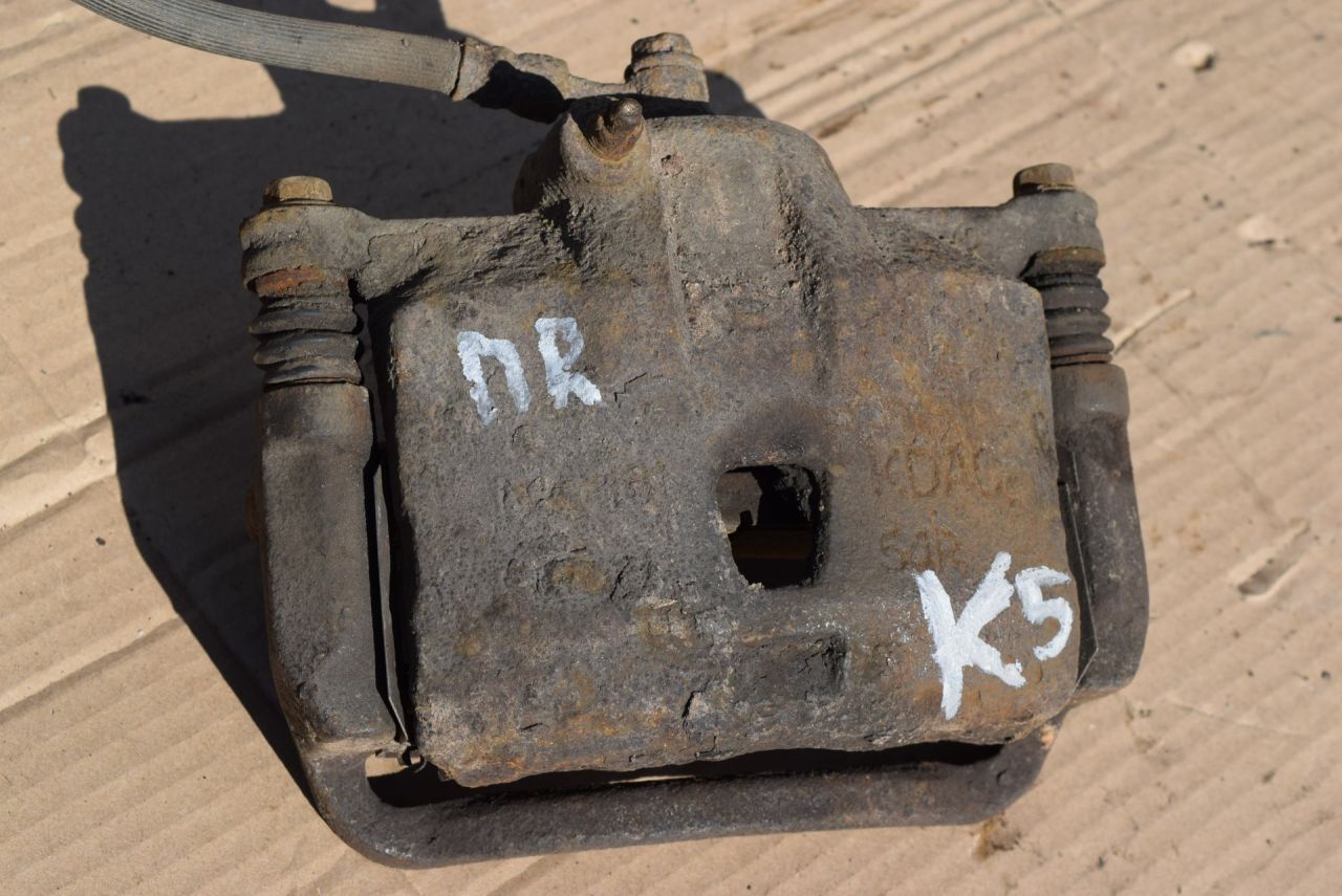 суппорт передний правый Nissan Almera Classic B10 2006, 1.6 л., i, QG16DE, бензин, МКПП, седан, передний привод, 4100195F0A - фото №1